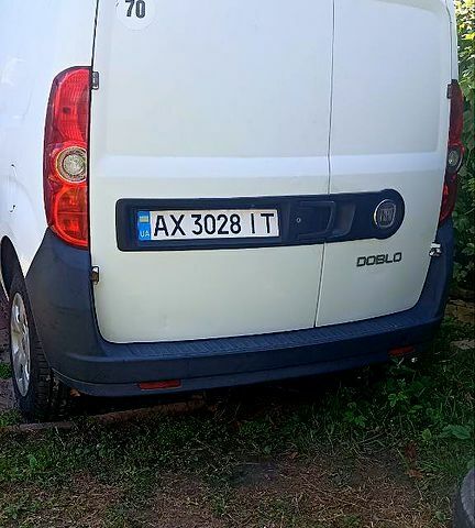 Білий Фіат Добло, об'ємом двигуна 1.2 л та пробігом 280 тис. км за 5850 $, фото 3 на Automoto.ua