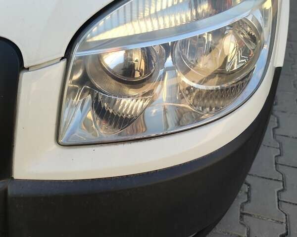 Белый Фиат Добло, объемом двигателя 1.4 л и пробегом 98 тыс. км за 6500 $, фото 15 на Automoto.ua