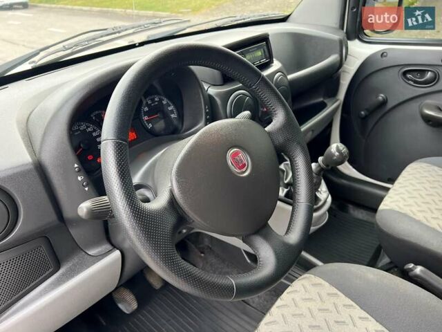 Белый Фиат Добло, объемом двигателя 1.4 л и пробегом 138 тыс. км за 5300 $, фото 7 на Automoto.ua