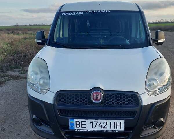 Белый Фиат Добло, объемом двигателя 1.37 л и пробегом 192 тыс. км за 6500 $, фото 9 на Automoto.ua
