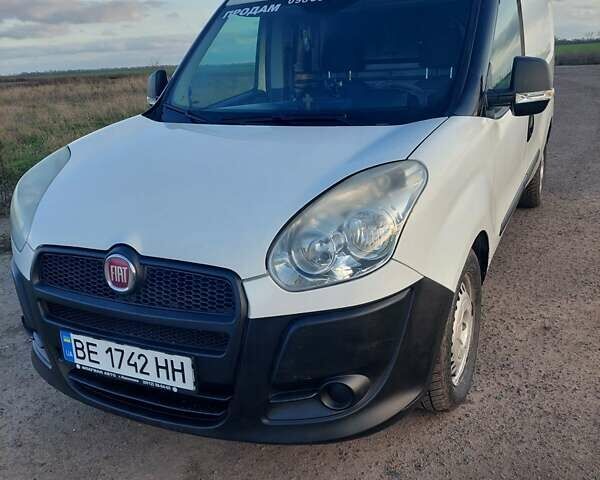 Белый Фиат Добло, объемом двигателя 1.37 л и пробегом 192 тыс. км за 6500 $, фото 8 на Automoto.ua