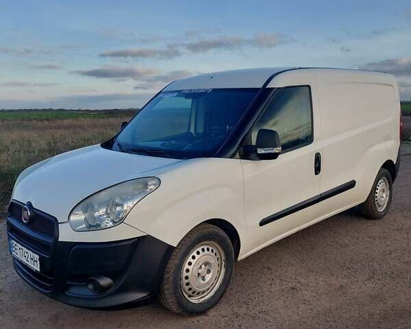 Белый Фиат Добло, объемом двигателя 1.37 л и пробегом 192 тыс. км за 6500 $, фото 1 на Automoto.ua