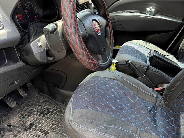 Білий Фіат Добло, об'ємом двигуна 1.6 л та пробігом 298 тис. км за 5700 $, фото 5 на Automoto.ua