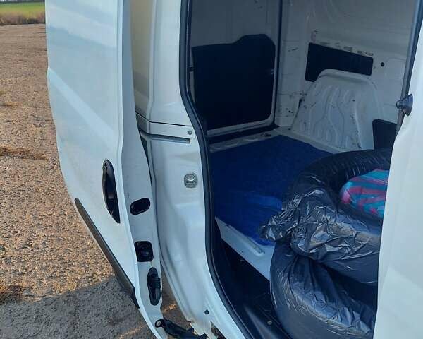 Белый Фиат Добло, объемом двигателя 1.37 л и пробегом 192 тыс. км за 6500 $, фото 19 на Automoto.ua