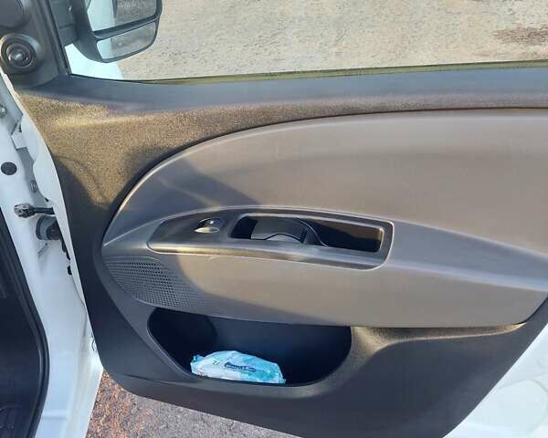 Белый Фиат Добло, объемом двигателя 1.37 л и пробегом 192 тыс. км за 6500 $, фото 22 на Automoto.ua