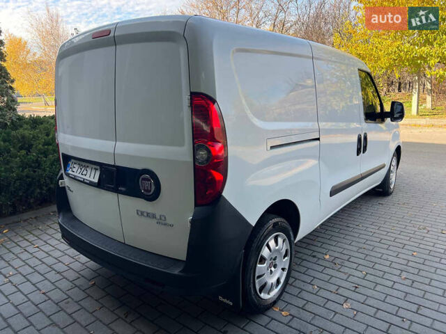 Белый Фиат Добло, объемом двигателя 1.6 л и пробегом 230 тыс. км за 7500 $, фото 4 на Automoto.ua