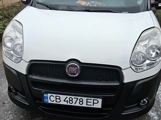 Білий Фіат Добло, об'ємом двигуна 1.3 л та пробігом 392 тис. км за 6500 $, фото 1 на Automoto.ua