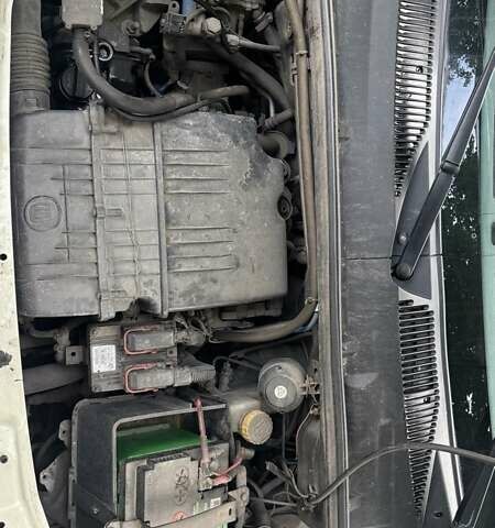 Белый Фиат Добло, объемом двигателя 1.4 л и пробегом 319 тыс. км за 2750 $, фото 11 на Automoto.ua