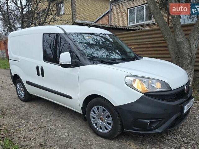 Белый Фиат Добло, объемом двигателя 1.2 л и пробегом 147 тыс. км за 7400 $, фото 14 на Automoto.ua