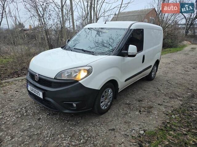 Белый Фиат Добло, объемом двигателя 1.2 л и пробегом 147 тыс. км за 7400 $, фото 13 на Automoto.ua