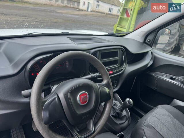 Фіат Добло 2016 у Первомайськ на Automoto.ua Білий Фіат Добло, об'ємом двигуна 1.3 л та пробігом 229 тис. км за 6000 $, фото 11 на Automoto.ua