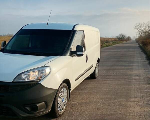 Білий Фіат Добло, об'ємом двигуна 0 л та пробігом 250 тис. км за 5700 $, фото 1 на Automoto.ua