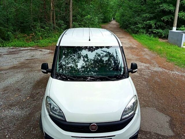 Фиат Добло 2017 в Кропивницком (Кировограде) на Automoto.ua Белый Фиат Добло, объемом двигателя 1.2 л и пробегом 260 тыс. км за 7500 $, фото 2 на Automoto.ua