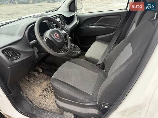 Білий Фіат Добло, об'ємом двигуна 1.37 л та пробігом 211 тис. км за 4999 $, фото 8 на Automoto.ua