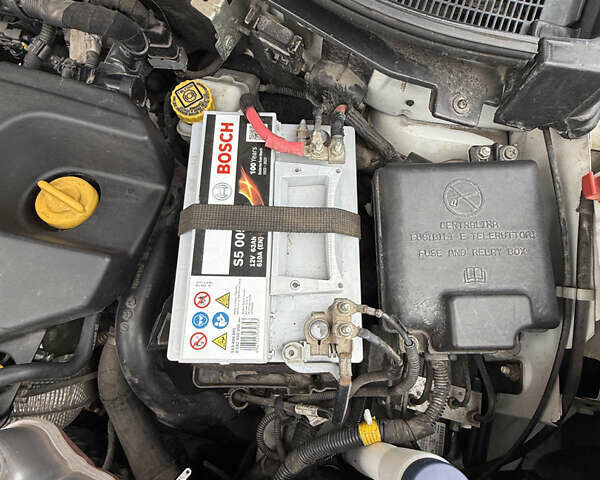 Белый Фиат Добло, объемом двигателя 1.6 л и пробегом 195 тыс. км за 12700 $, фото 42 на Automoto.ua