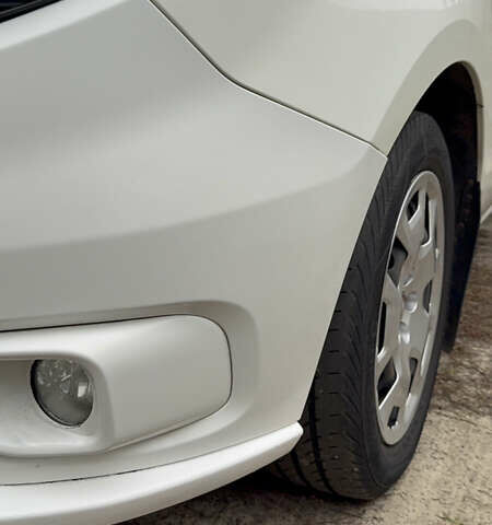 Белый Фиат Добло, объемом двигателя 1.6 л и пробегом 195 тыс. км за 12700 $, фото 11 на Automoto.ua