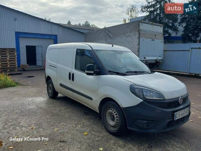 Белый Фиат Добло, объемом двигателя 1.37 л и пробегом 254 тыс. км за 7900 $, фото 3 на Automoto.ua