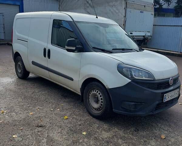Белый Фиат Добло, объемом двигателя 1.37 л и пробегом 254 тыс. км за 7900 $, фото 6 на Automoto.ua