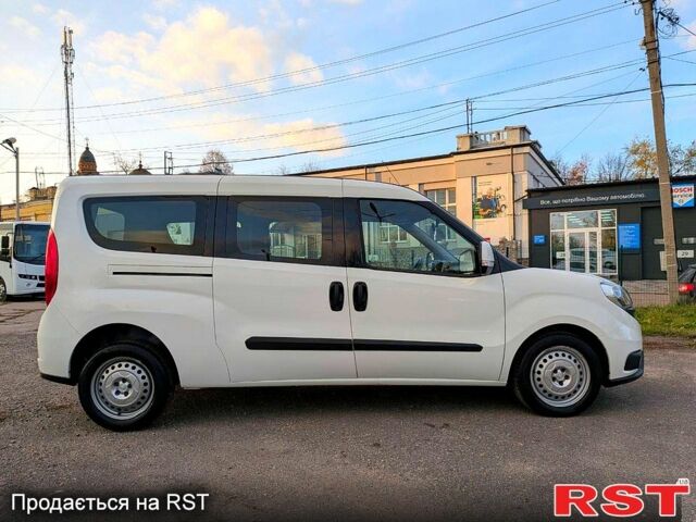 Белый Фиат Добло, объемом двигателя 1.3 л и пробегом 100 тыс. км за 10800 $, фото 4 на Automoto.ua