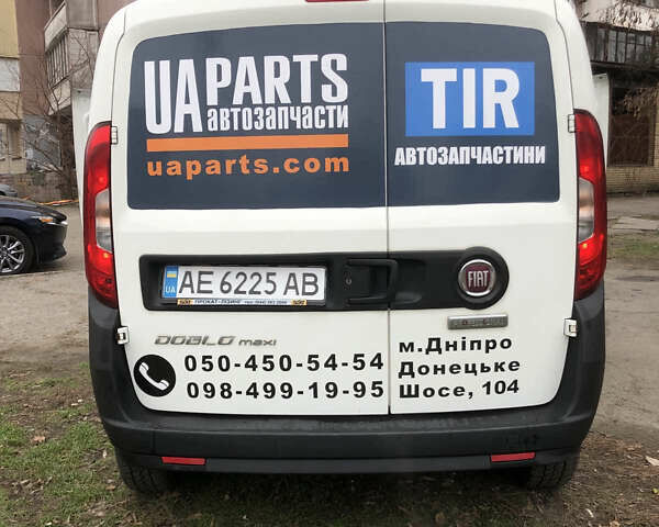 Белый Фиат Добло, объемом двигателя 1.37 л и пробегом 127 тыс. км за 9500 $, фото 9 на Automoto.ua