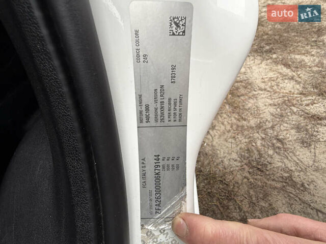 Белый Фиат Добло, объемом двигателя 1.6 л и пробегом 195 тыс. км за 12700 $, фото 37 на Automoto.ua