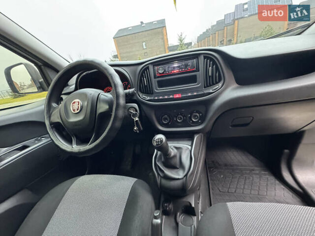 Білий Фіат Добло, об'ємом двигуна 1.25 л та пробігом 111 тис. км за 9500 $, фото 16 на Automoto.ua
