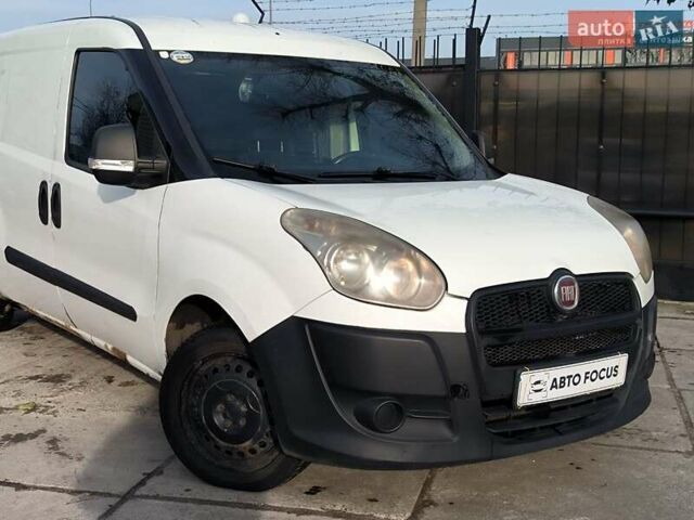 Белый Фиат Добло, объемом двигателя 1.37 л и пробегом 299 тыс. км за 4590 $, фото 3 на Automoto.ua