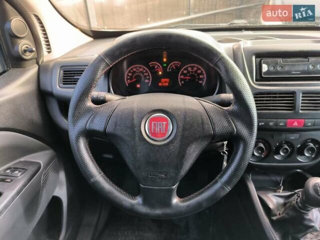 Белый Фиат Добло, объемом двигателя 1.37 л и пробегом 299 тыс. км за 4590 $, фото 11 на Automoto.ua