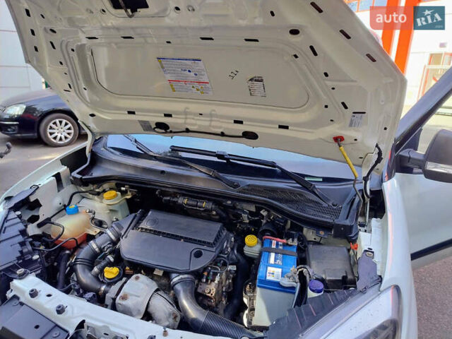 Білий Фіат Добло, об'ємом двигуна 1.25 л та пробігом 133 тис. км за 6000 $, фото 14 на Automoto.ua