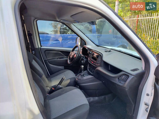 Білий Фіат Добло, об'ємом двигуна 1.25 л та пробігом 133 тис. км за 6000 $, фото 9 на Automoto.ua