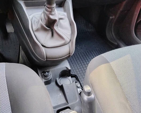 Білий Фіат Добло, об'ємом двигуна 1.25 л та пробігом 133 тис. км за 6000 $, фото 8 на Automoto.ua