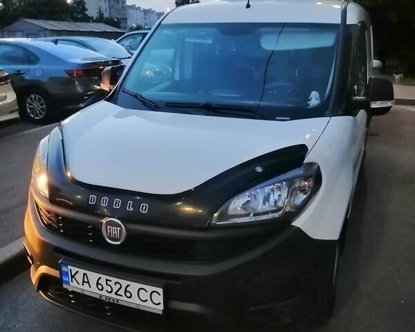 Белый Фиат Добло, объемом двигателя 1.25 л и пробегом 214 тыс. км за 8600 $, фото 19 на Automoto.ua