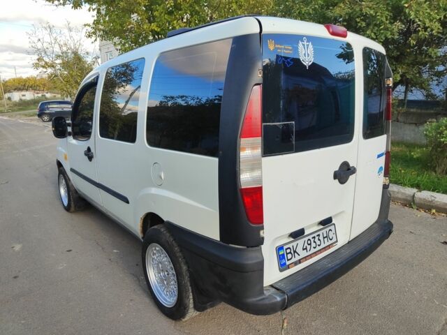 Білий Фіат Добло, об'ємом двигуна 1.9 л та пробігом 300 тис. км за 3000 $, фото 1 на Automoto.ua