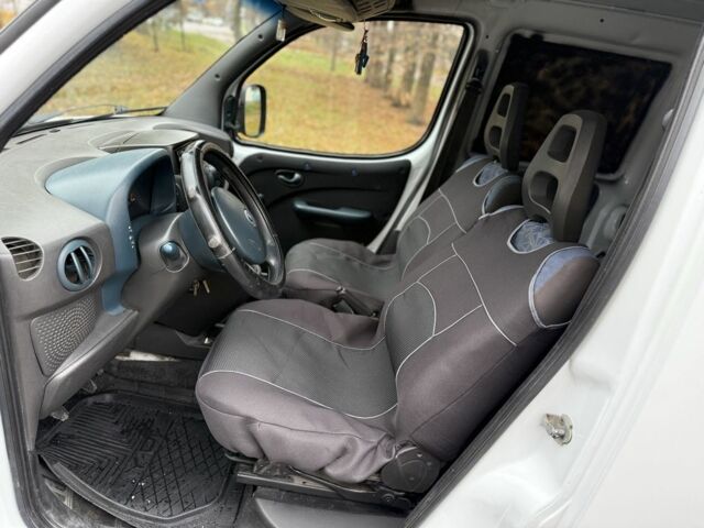 Белый Фиат Добло, объемом двигателя 1.9 л и пробегом 146 тыс. км за 4200 $, фото 8 на Automoto.ua