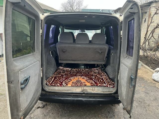 Білий Фіат Добло, об'ємом двигуна 1.9 л та пробігом 280 тис. км за 3300 $, фото 4 на Automoto.ua