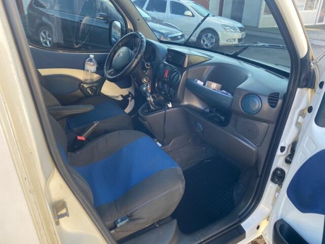 Білий Фіат Добло, об'ємом двигуна 1.9 л та пробігом 350 тис. км за 4200 $, фото 4 на Automoto.ua