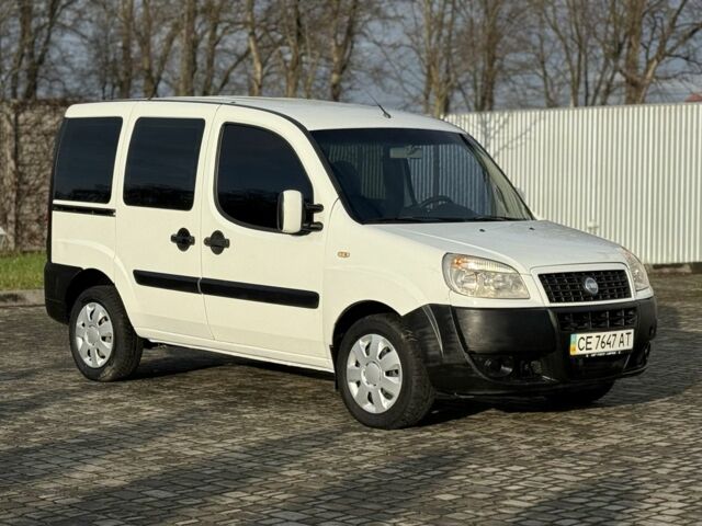 Белый Фиат Добло, объемом двигателя 1.3 л и пробегом 291 тыс. км за 3999 $, фото 1 на Automoto.ua
