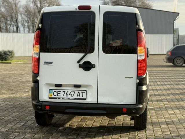 Белый Фиат Добло, объемом двигателя 1.3 л и пробегом 291 тыс. км за 3999 $, фото 6 на Automoto.ua