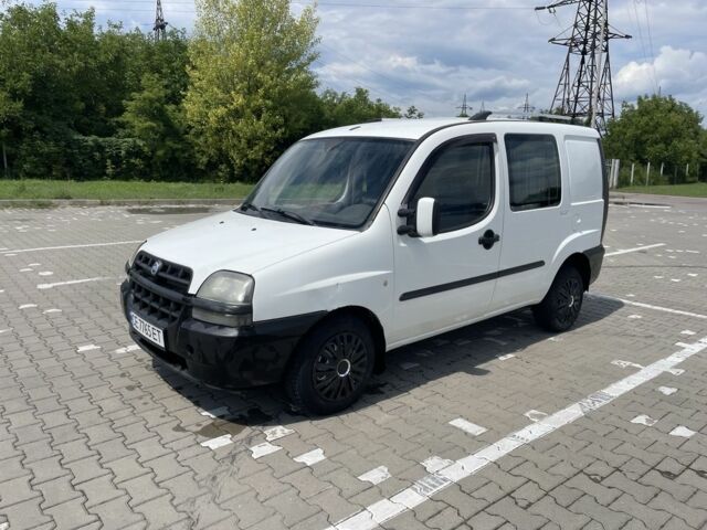 Белый Фиат Добло, объемом двигателя 1.9 л и пробегом 265 тыс. км за 3350 $, фото 1 на Automoto.ua