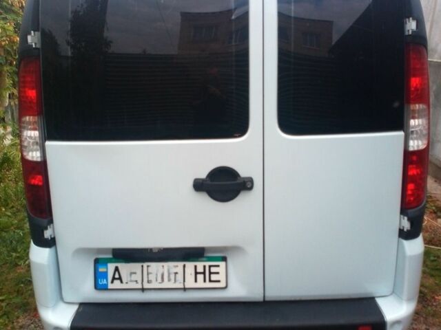 Білий Фіат Добло, об'ємом двигуна 0 л та пробігом 206 тис. км за 4484 $, фото 4 на Automoto.ua