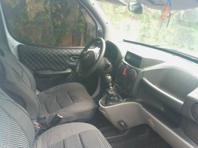 Білий Фіат Добло, об'ємом двигуна 0 л та пробігом 206 тис. км за 4484 $, фото 6 на Automoto.ua