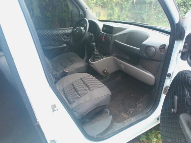 Білий Фіат Добло, об'ємом двигуна 0 л та пробігом 206 тис. км за 4484 $, фото 5 на Automoto.ua