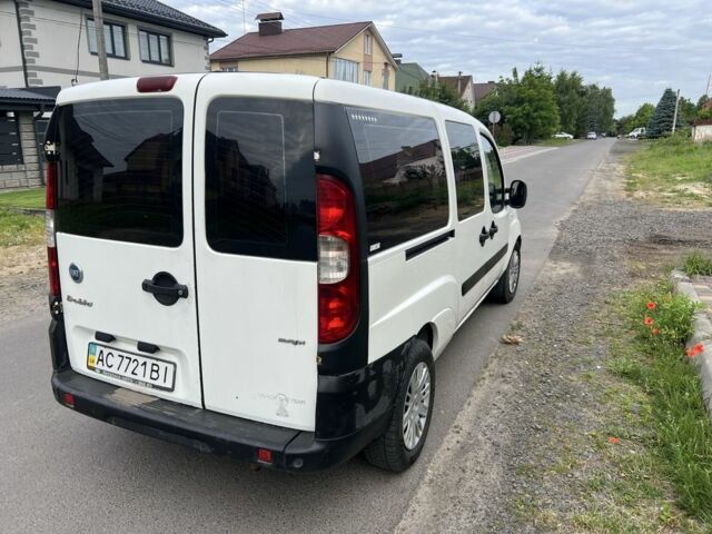 Белый Фиат Добло, объемом двигателя 1.9 л и пробегом 399 тыс. км за 4200 $, фото 5 на Automoto.ua