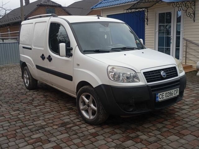 Белый Фиат Добло, объемом двигателя 1.3 л и пробегом 90 тыс. км за 4000 $, фото 2 на Automoto.ua