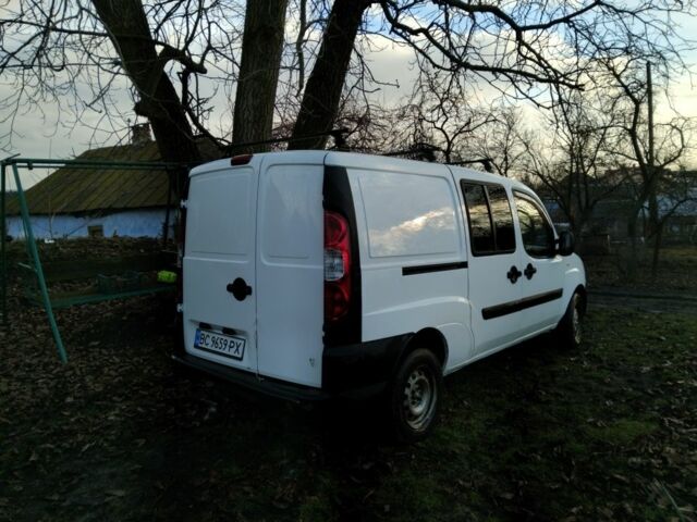 Білий Фіат Добло, об'ємом двигуна 1.2 л та пробігом 155 тис. км за 3300 $, фото 5 на Automoto.ua