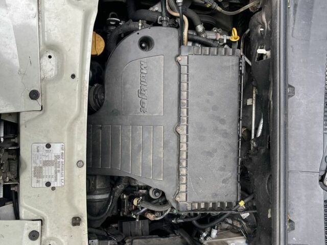 Білий Фіат Добло, об'ємом двигуна 1.2 л та пробігом 298 тис. км за 4200 $, фото 14 на Automoto.ua