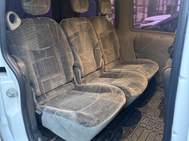 Білий Фіат Добло, об'ємом двигуна 1.4 л та пробігом 250 тис. км за 3000 $, фото 7 на Automoto.ua