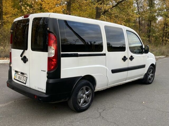 Фіат Добло 2008 у Петропавлівська Борщагівка на Automoto.ua Білий Фіат Добло, об'ємом двигуна 1.9 л та пробігом 250 тис. км за 4500 $, фото 3 на Automoto.ua