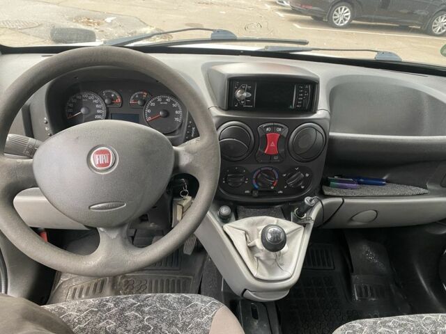 Фіат Добло 2008 у Петропавлівська Борщагівка на Automoto.ua Білий Фіат Добло, об'ємом двигуна 1.9 л та пробігом 250 тис. км за 4500 $, фото 14 на Automoto.ua