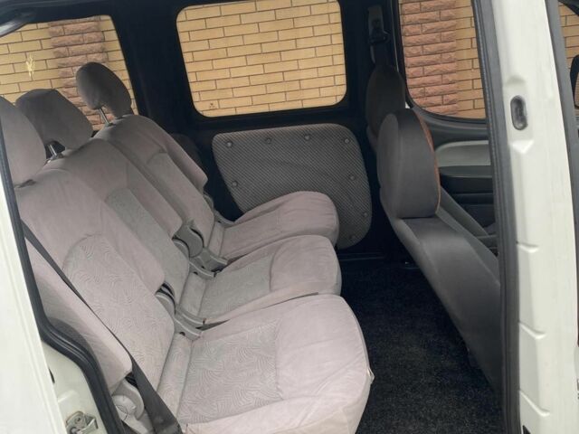 Білий Фіат Добло, об'ємом двигуна 1.2 л та пробігом 340 тис. км за 3950 $, фото 8 на Automoto.ua